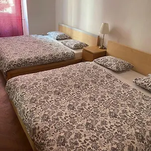  Appartamento Large 3 Bedroom Family With Balcony